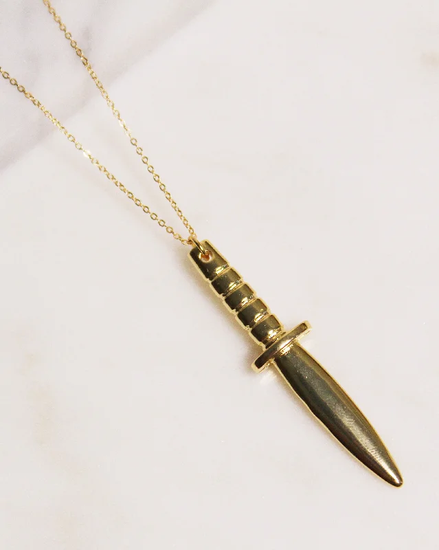 ladies-personalized-pendant-necklace-Sword Necklace