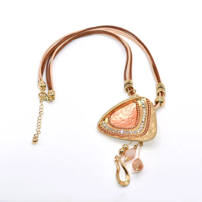 ladies-charm-rose-gold-necklace-Akeliela Necklace