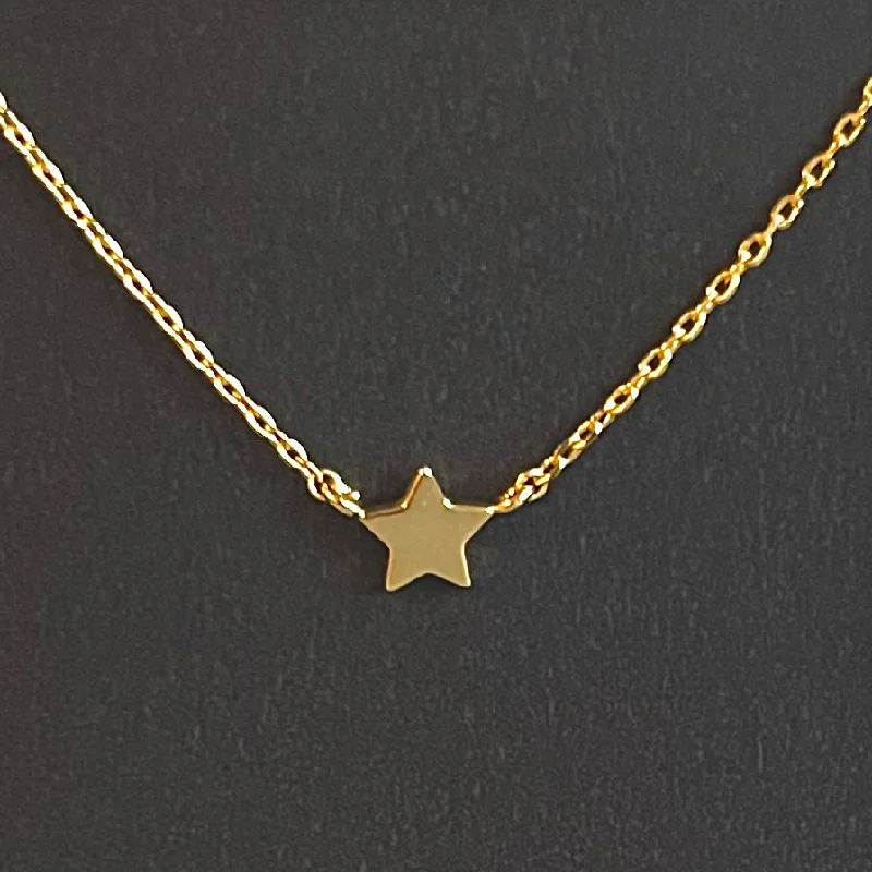 ladies-trendy-gold-necklace-Star Bright Gold Star Chain Necklace