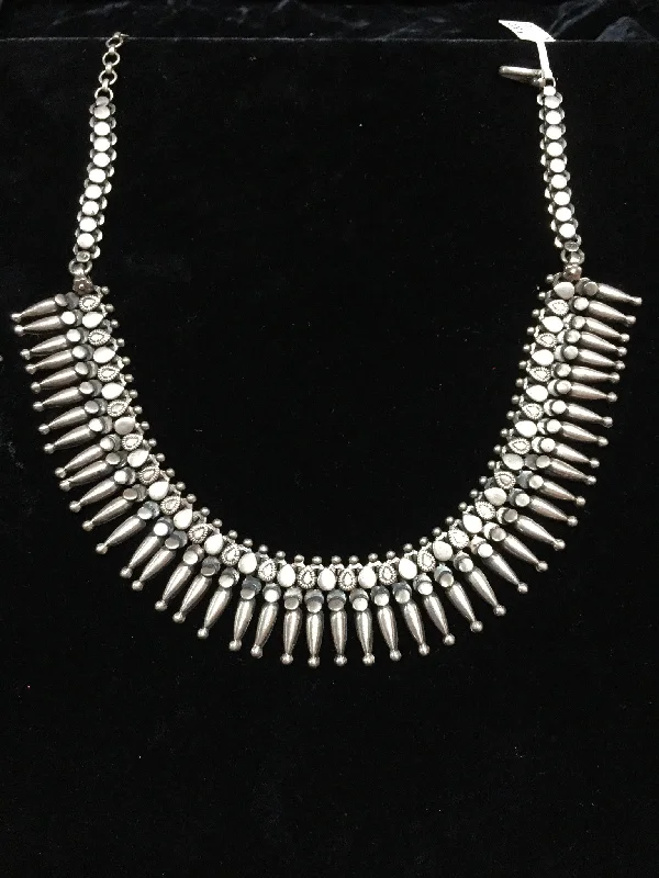 ladies-fashion-pearl-necklace-92.5% Silver Necklace