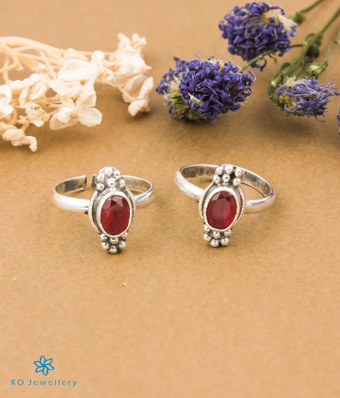 ladies ring cosmic crescent moon-The Neeti Silver Toe-Rings (Red)