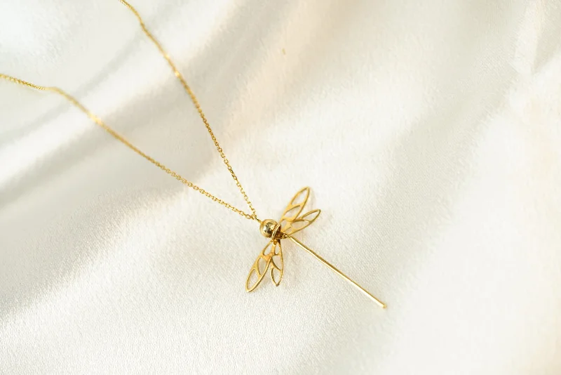 ladies-unique-diamond-necklace-14k Dragonfly Necklace